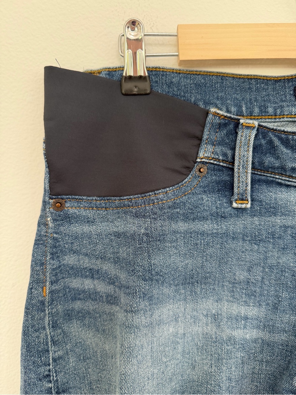 J. Crew Blue Denim Maternity Shorts with Navy Side Panels Size 28 - Picture 3 of 4